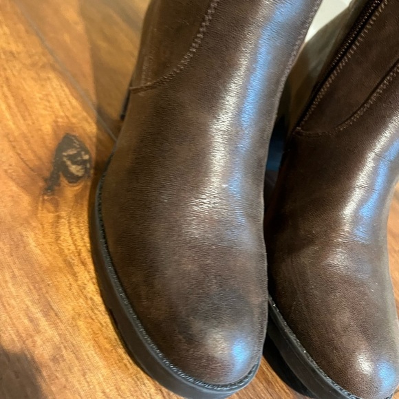 NOT FOR SALE - Picture 2 of 9